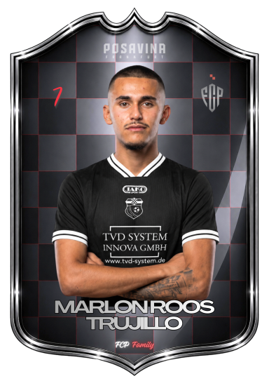 Porträt von Marlon Roos Trujillo, Fußballspieler, mit Nummer 7 auf einem schwarz-weißen Hintergrund.